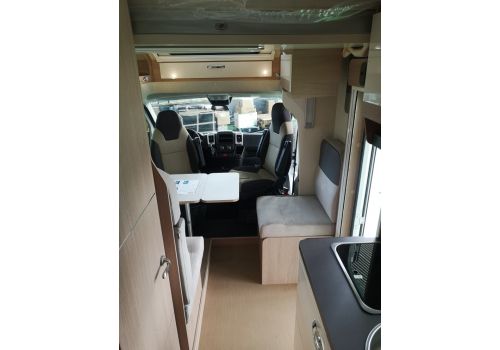 Low Profile Motorhome ITINEO PJ 700 en Sale Occasion