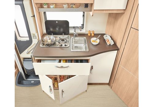 Low Profile Motorhome ITINEO PF600 Modelo 2021 en Sale Occasion