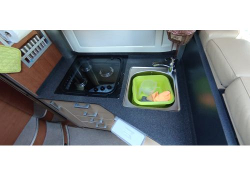 Integral Motorhome KNAUS Sun Liner R12 en Sale Occasion