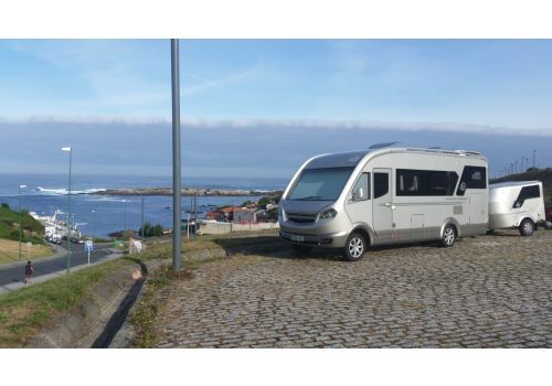 Integral Motorhome KNAUS Sun Liner R12 en Sale Occasion