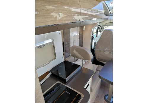 Low Profile Motorhome RAPIDO Rapido C86 en Sale Occasion