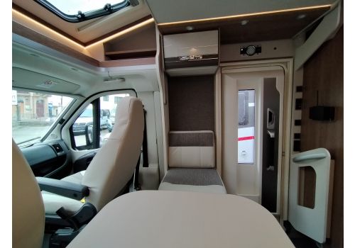Low Profile Motorhome DETHLEFFS Trend T 7057 DBM 2021 en Sale Occasion