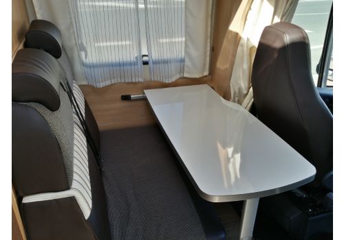 Low Profile Motorhome SUNLIGHT T-60 en Sale Occasion