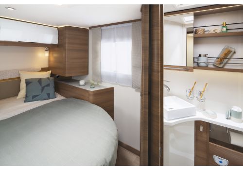 Low Profile Motorhome RAPIDO 686 F Ultimate Line en Sale Occasion