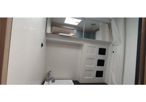 Camper Van DREAMER Fun D60 en Sale Occasion