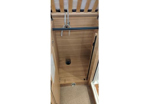 Low Profile Motorhome DETHLEFFS Globebus T1 en Sale Occasion
