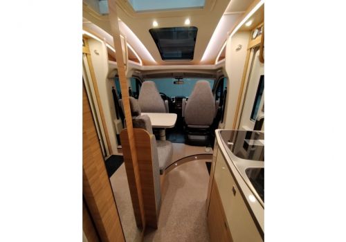 Low Profile Motorhome DETHLEFFS Globebus T1 en Sale Occasion