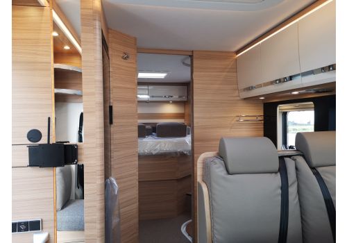 Low Profile Motorhome DETHLEFFS Globebus T7 en Sale Occasion