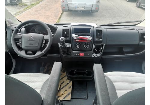 Low Profile Motorhome SUNLIGHT Van V69 Adventure en Sale Occasion
