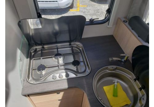 Low Profile Motorhome SUNLIGHT T 68 en Sale Occasion