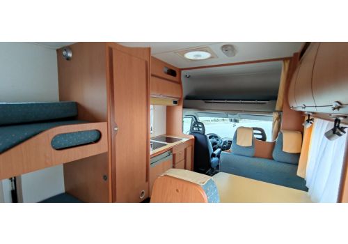 Capuchina Motorhome MONCAYO Mediterraneo 360 en Sale Occasion