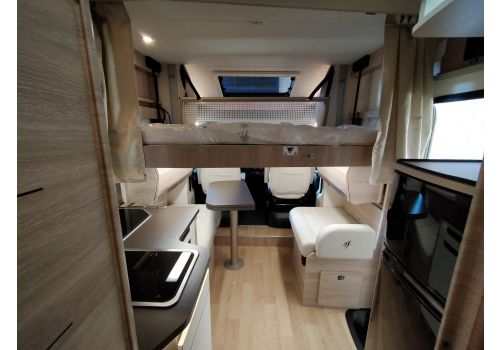 Low Profile Motorhome RAPIDO 696F Ultimate Line en Sale Occasion