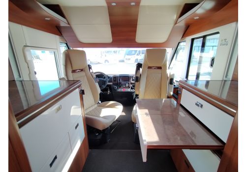 Integral Motorhome CARTHAGO Liner For Two 53 L en Sale Occasion