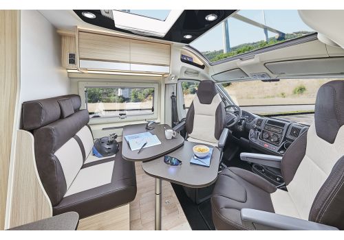Camper Van DREAMER Fun D68 Exclusive en Catalog