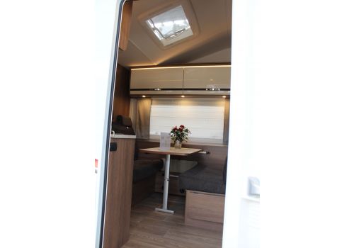 Capuchina Motorhome DETHLEFFS Trend A 5887 modelo 2019 en Sale Occasion