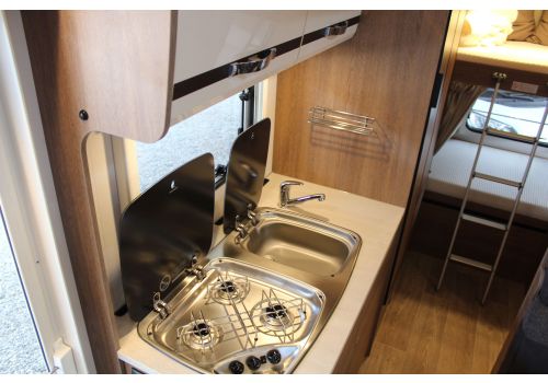 Capuchina Motorhome DETHLEFFS Trend A 5887 modelo 2019 en Sale Occasion