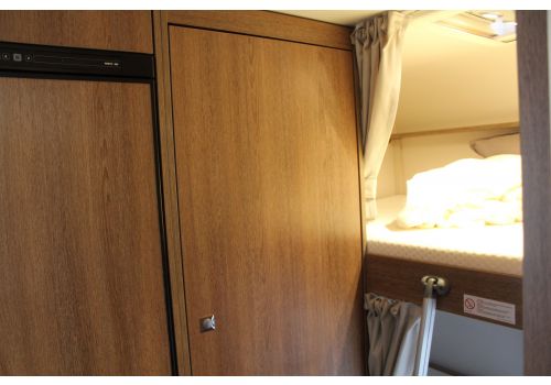 Capuchina Motorhome DETHLEFFS Trend A 5887 modelo 2019 en Sale Occasion