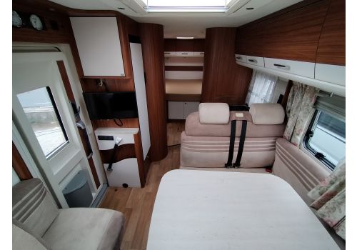 Integral Motorhome DETHLEFFS Advantage I 7051 en Sale Occasion