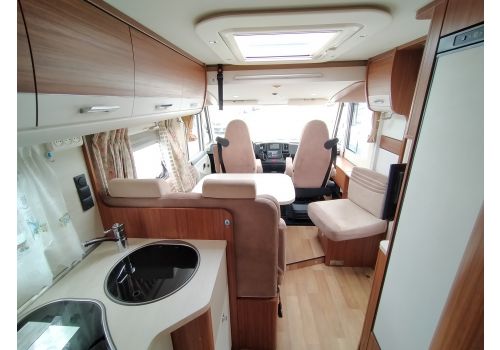 Integral Motorhome DETHLEFFS Advantage I 7051 en Sale Occasion
