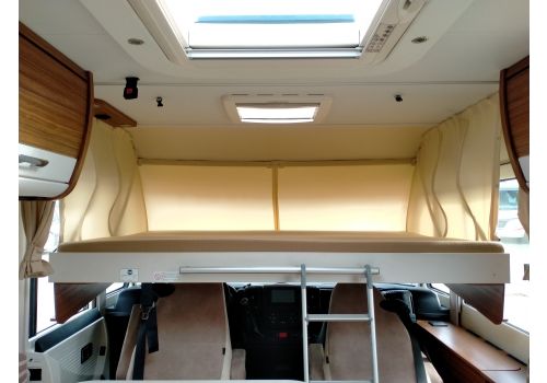 Integral Motorhome DETHLEFFS Advantage I 7051 en Sale Occasion