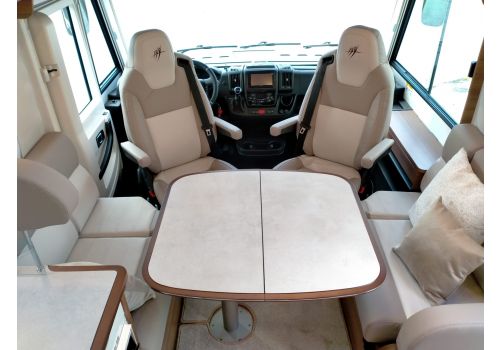 Integral Motorhome RAPIDO 8086dF Ultimate Line en Sale Occasion