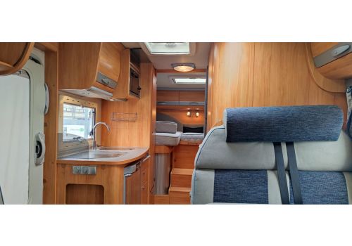 Low Profile Motorhome ADRIA Coral 660 SL en Sale Occasion