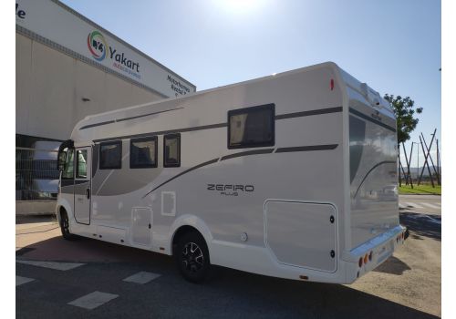 Integral Motorhome ROLLER TEAM Zefiro 267 INT en Sale Occasion