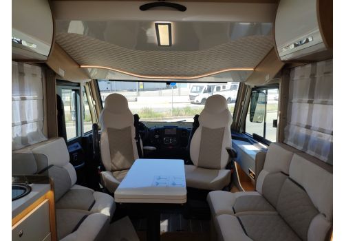 Integral Motorhome ROLLER TEAM Zefiro 267 INT en Sale Occasion