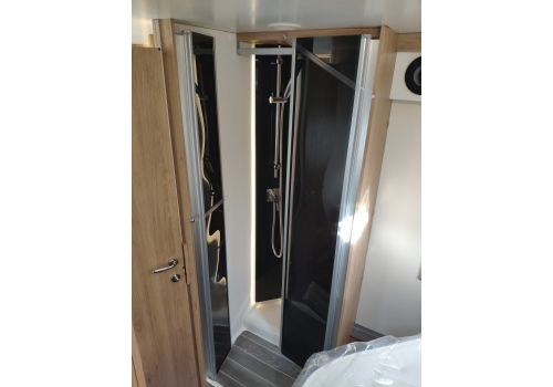 Integral Motorhome ROLLER TEAM Zefiro 267 INT en Sale Occasion