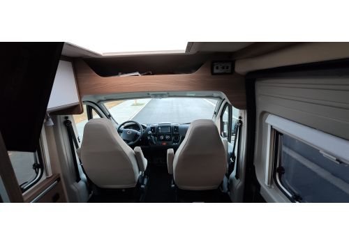 Camper Van CARADO Carado en Sale Occasion