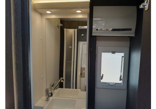 Low Profile Motorhome ROLLER TEAM Kronos 274 TL en Sale Occasion
