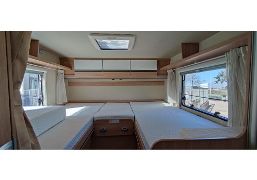 Low Profile Motorhome SUNLIGHT T 68 en Sale Occasion
