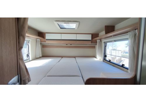 Low Profile Motorhome SUNLIGHT T 68 en Sale Occasion