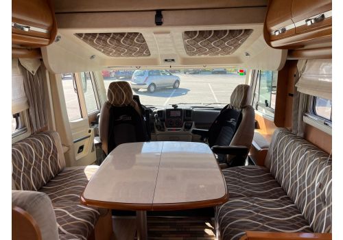 Integral Motorhome RAPIDO 9076 DF en Sale Occasion