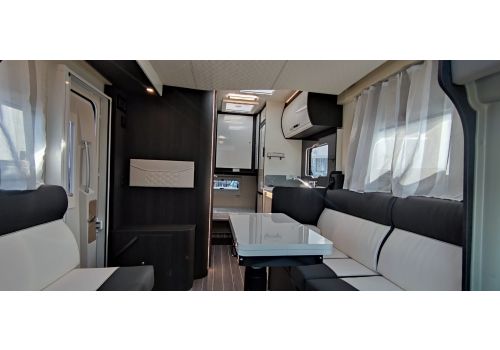 Low Profile Motorhome ROLLER TEAM Kronos 230 TL en Sale Occasion