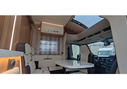 Low Profile Motorhome ROLLER TEAM Zefiro 291 TL en Sale Occasion