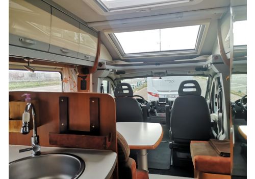 Low Profile Motorhome KARMAN Ontario 695 en Sale Occasion