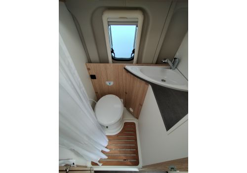 Camper Van SUNLIGHT Cliff 600 en Sale Occasion