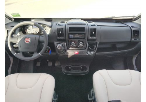 Camper Van DREAMER D68 Exclusive en Sale Occasion