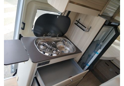 Camper Van DREAMER D68 Exclusive en Sale Occasion