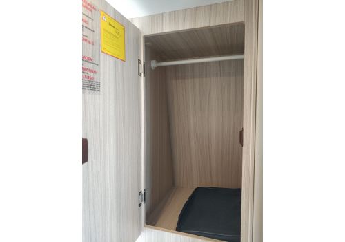 Camper Van DREAMER D68 Exclusive en Sale Occasion
