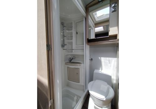 Low Profile Motorhome ILUSION XMK 670 en Sale Occasion