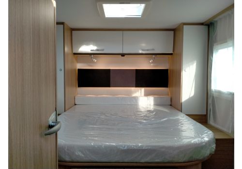 Low Profile Motorhome SUNLIGHT T69L en Rent