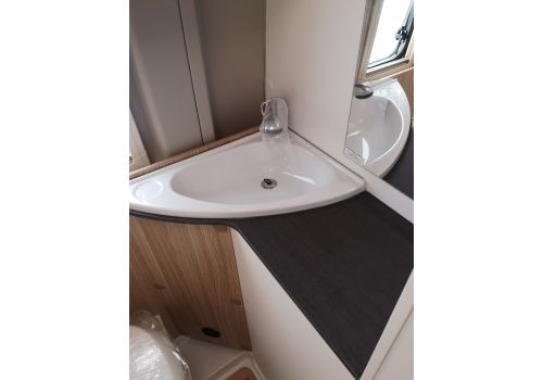Camper Van SUNLIGHT Cliff 601 en Sale Occasion