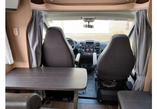 Low Profile Motorhome SUNLIGHT T 65 en Sale Occasion