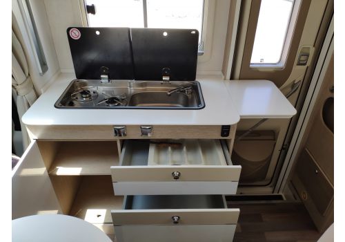 Low Profile Motorhome ILUSION 590 XMK en Sale Occasion