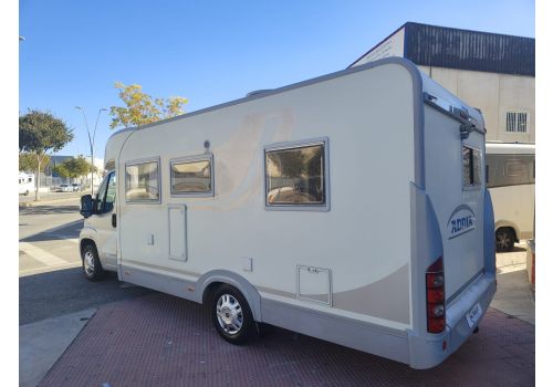 Low Profile Motorhome ADRIA Coral Silver S 650 SP en Sale Occasion