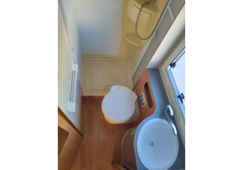 Low Profile Motorhome ADRIA Coral Silver S 650 SP en Sale Occasion