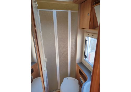 Low Profile Motorhome ADRIA Coral Silver S 650 SP en Sale Occasion