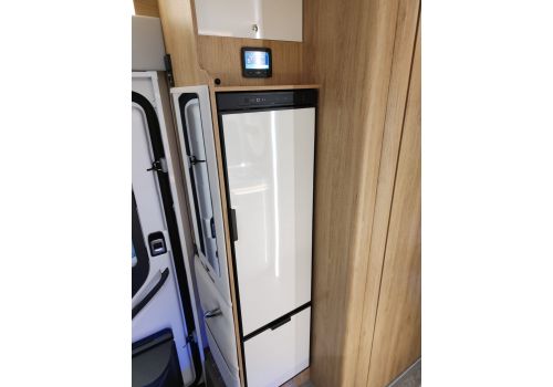 Integral Motorhome ROLLER TEAM Zefiro 284 INT en Sale Occasion